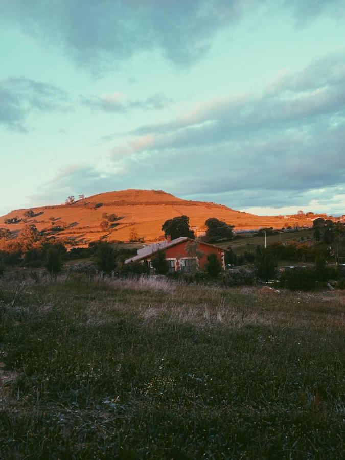 La Fuentona De Santillana ซันติยานาเดลมาร์ ภายนอก รูปภาพ