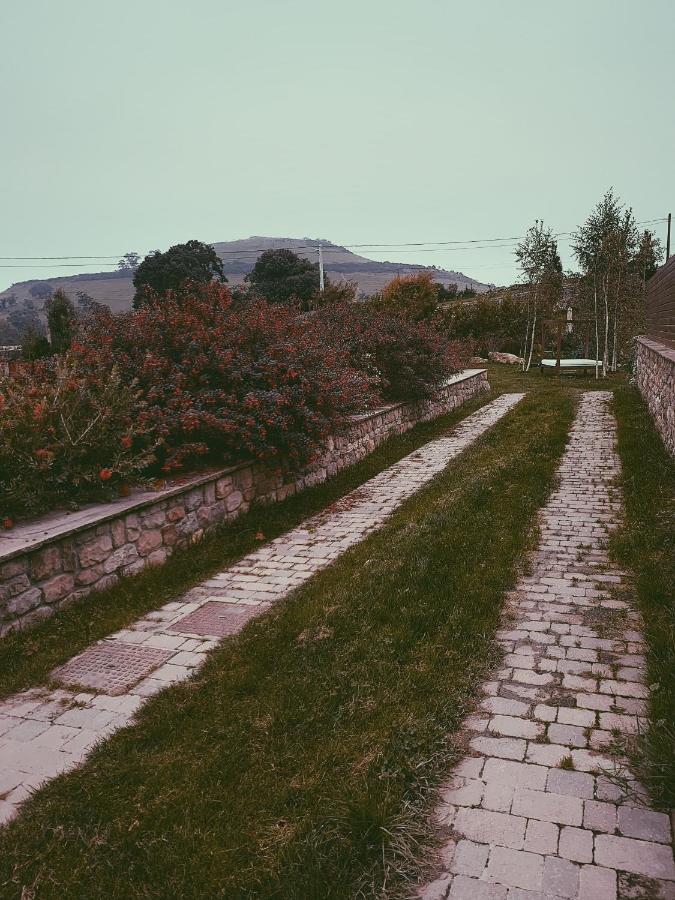 La Fuentona De Santillana ซันติยานาเดลมาร์ ภายนอก รูปภาพ